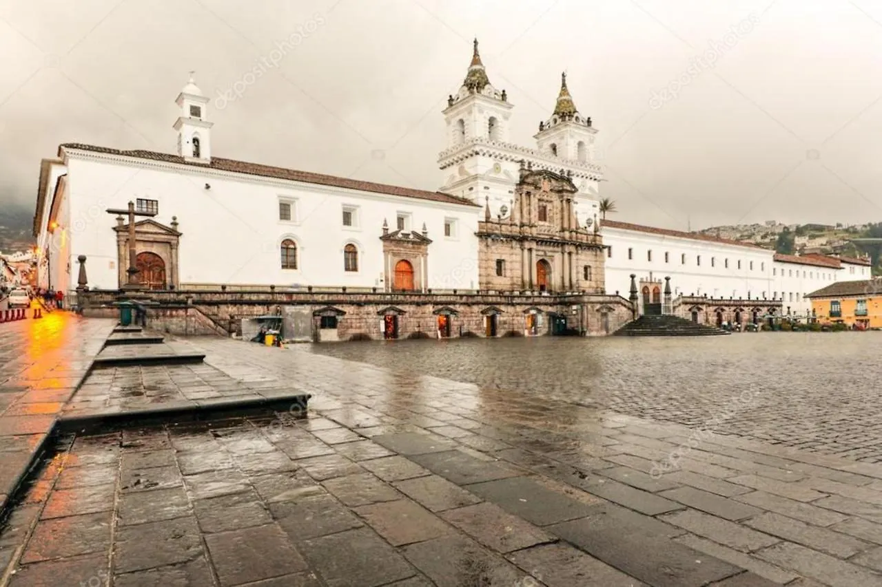 La Rosario Hotel Quito 2*,