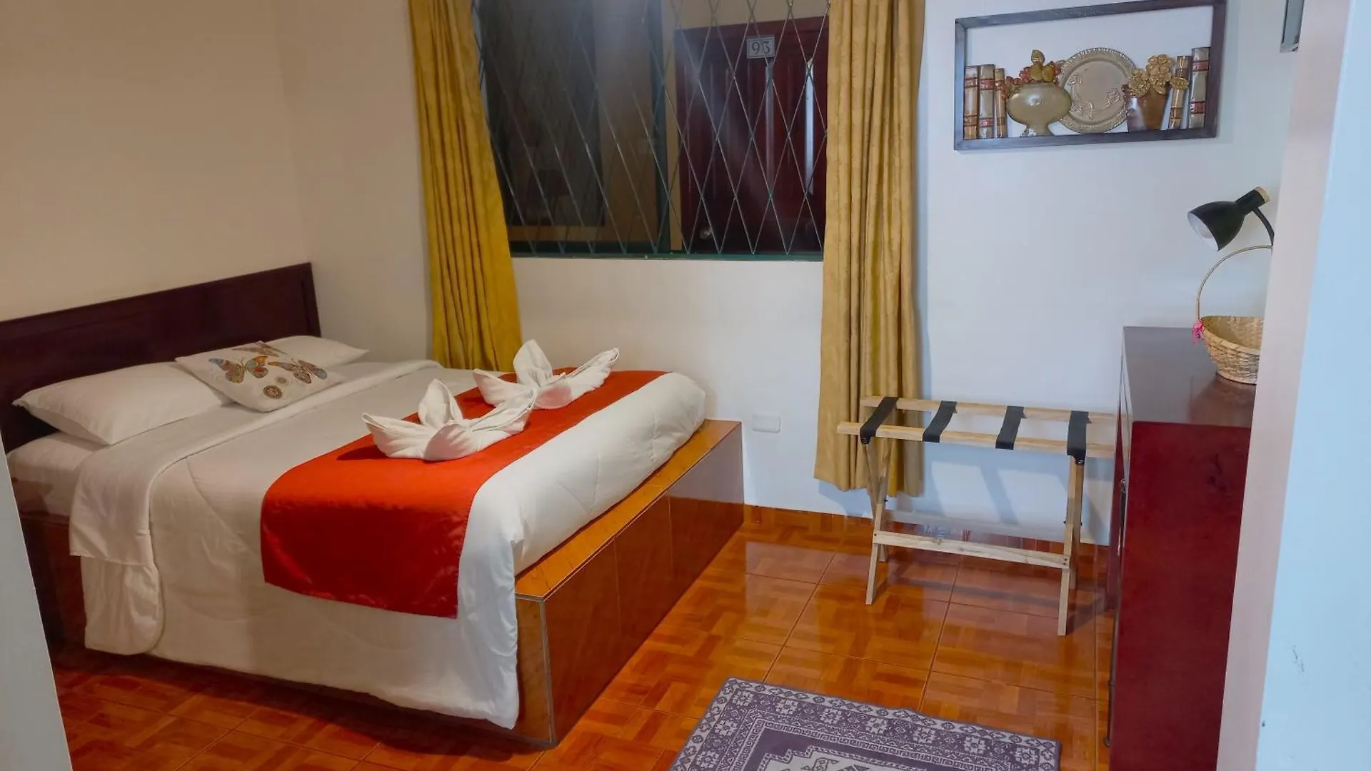 La Rosario Hotel Quito 2*,